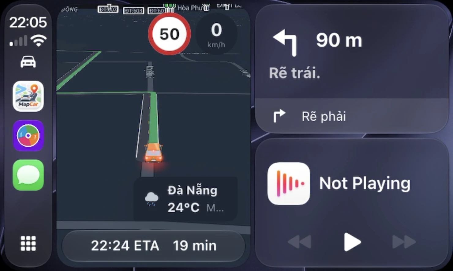 CarPlay Dashboard: MapCar map next to the turn card and music