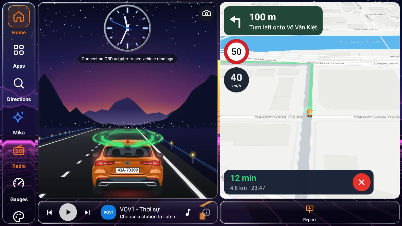 MapCar Launcher 50 : 50 theme on a head unit: the virtual road with your car and clock on the left, the map with signs and speed on the right